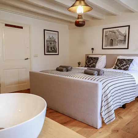 Basten Asbeck לינה וארוחת בוקר 3*